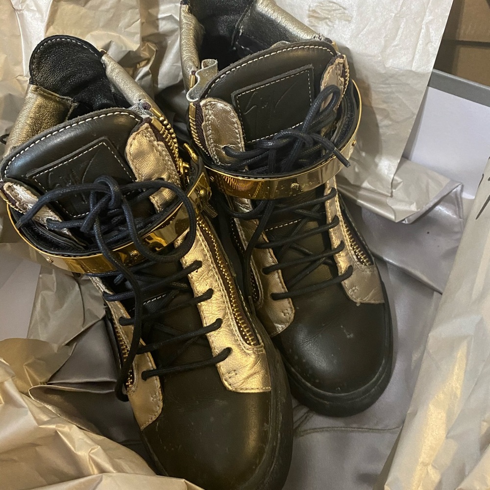 Giuseppe Zanotti